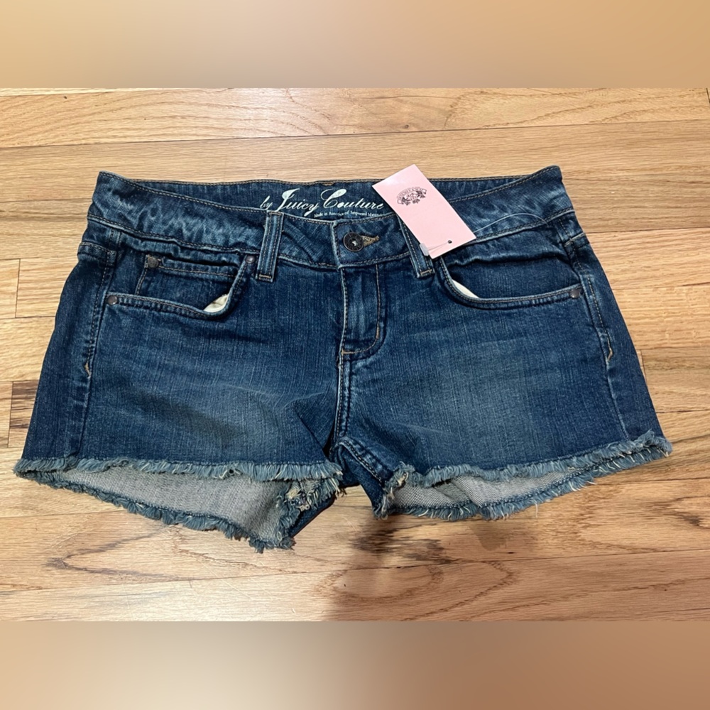 Women denim Jean shorts Juicy Culture size 27